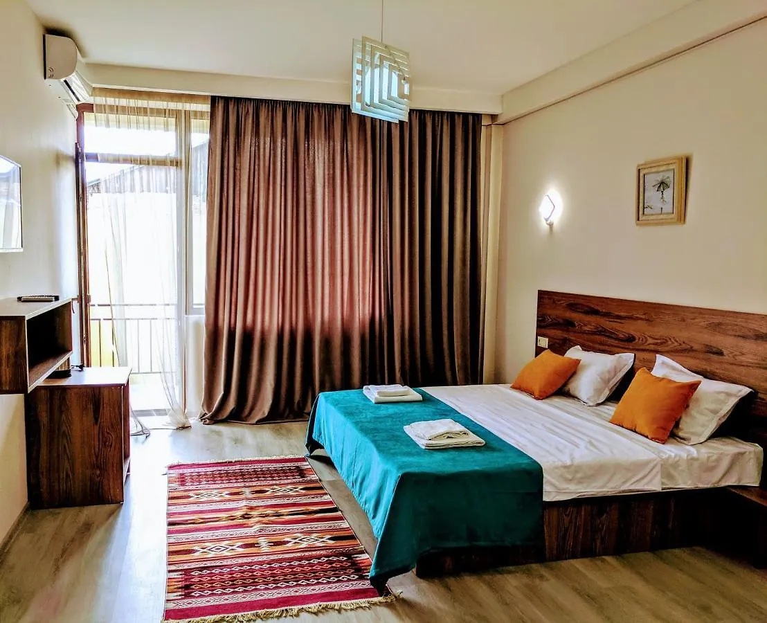 ***  Hotel 5 Rooms Грузия