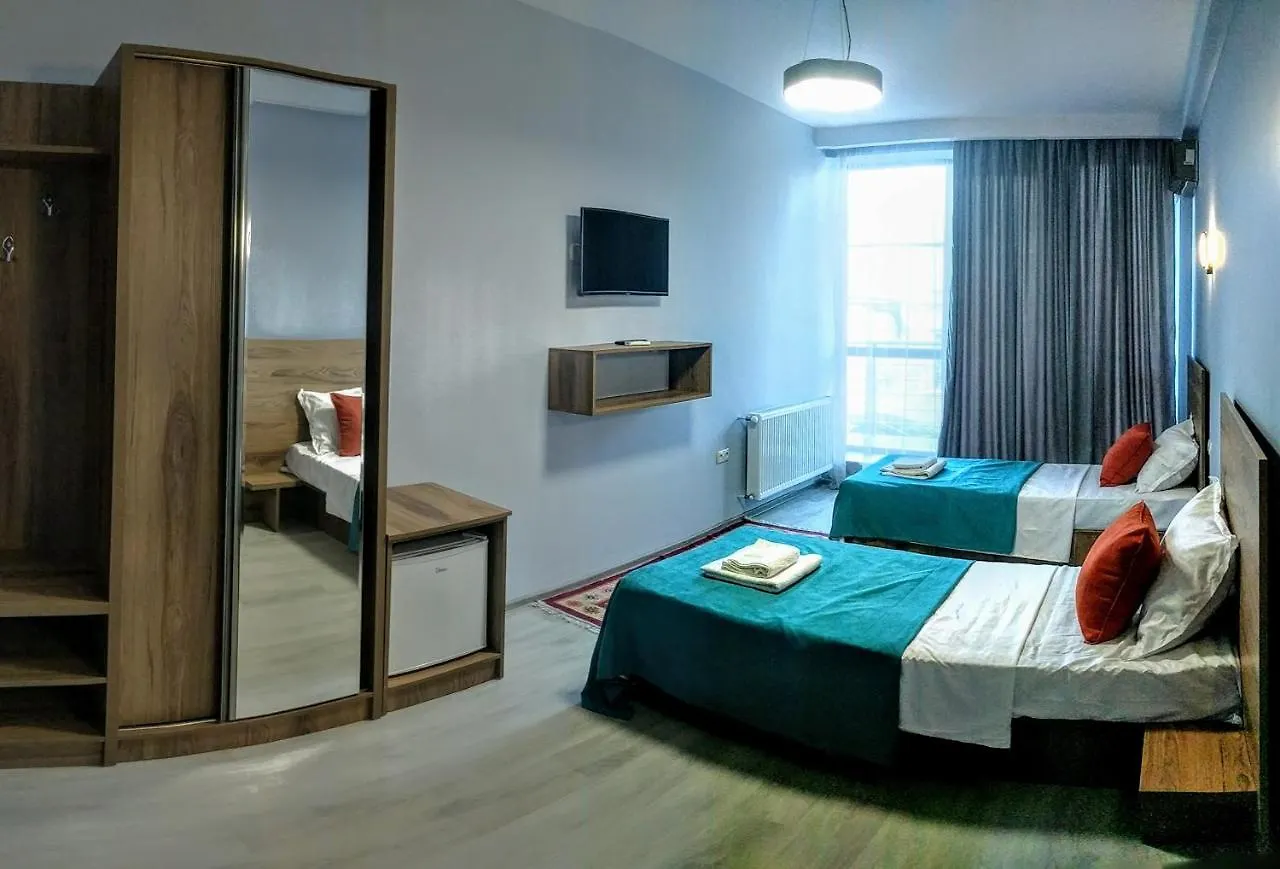Hotel 5 Rooms