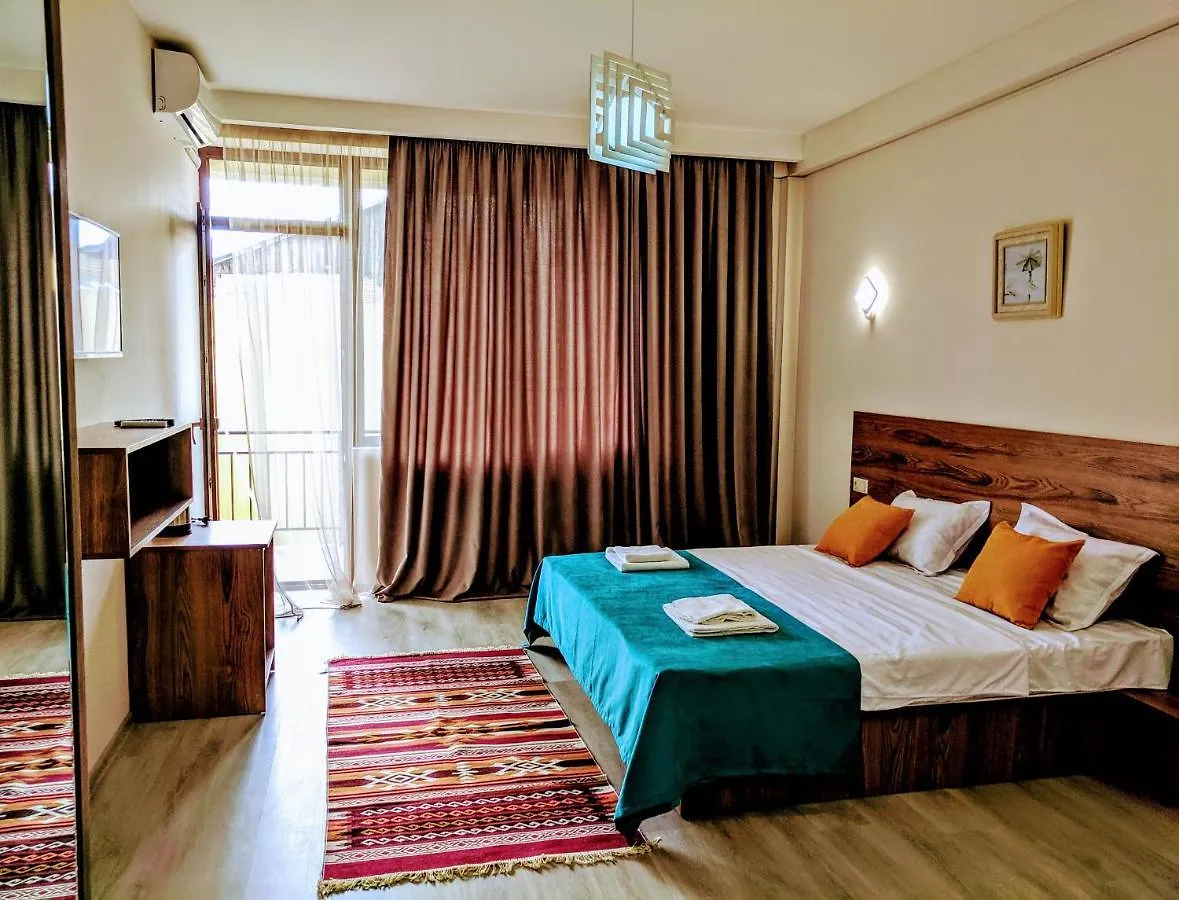 Hotel 5 Rooms  Тбилиси