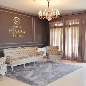 מלון Piazza